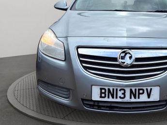 VAUXHALL INSIGNIA 2.0 CDTi SE Hatchback 5dr Diesel Auto Euro 5 (160 ps)