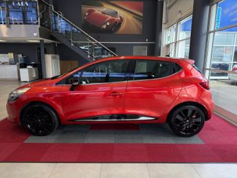 RENAULT CLIO 1.5 dCi Dynamique S MediaNav Hatchback 5dr Diesel EDC Euro 5 (90