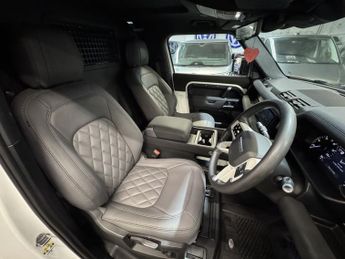 LAND ROVER DEFENDER 3.0 D200 MHEV Hard Top SUV 3dr Diesel Auto 4WD SWB Euro 6 (s/s) 