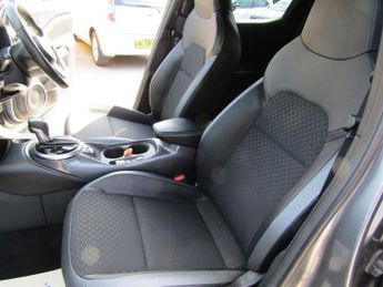 NISSAN JUKE 1.6 N-Connecta SUV 5dr Petrol Hybrid Automatic Euro 6 (143 ps)
