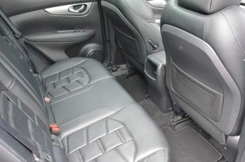 NISSAN QASHQAI 1.6 dCi Tekna+ SUV 5dr Diesel Manual Euro 6 (s/s) (130 ps)