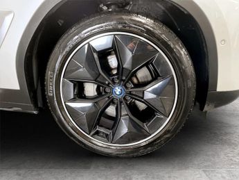 BMW IX3 80kWh Premier Edition SUV 5dr Electric Auto (286 ps)