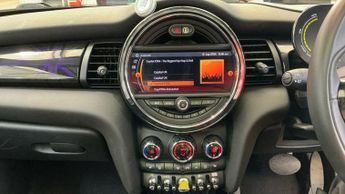 MINI Electric Hatch Cooper SE 32.6kWh Level 3 Hatchback 3dr Electric Auto (184 ps)