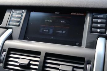 LAND ROVER DISCOVERY SPORT 2.0 TD4 SE Tech SUV 5dr Diesel Auto 4WD Euro 6 (s/s) (180 ps)