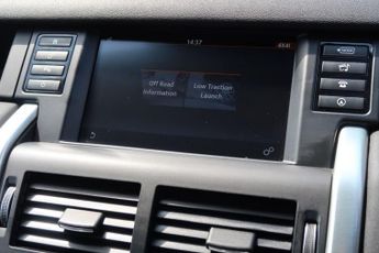 LAND ROVER DISCOVERY SPORT 2.0 TD4 SE Tech SUV 5dr Diesel Auto 4WD Euro 6 (s/s) (180 ps)