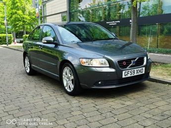 Volvo S40 2.0D GPF SE Saloon 4dr Diesel Powershift Euro 4 (136 ps)