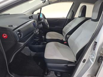 TOYOTA VITZ 1.0L AUTOMATIC