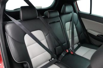 KIA SPORTAGE 1.6 T-GDi GT-Line SUV 5dr Petrol DCT AWD Euro 6 (174 bhp)