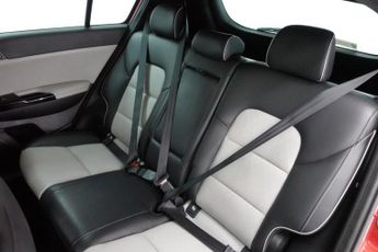 KIA SPORTAGE 1.6 T-GDi GT-Line SUV 5dr Petrol DCT AWD Euro 6 (174 bhp)