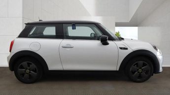 MINI Electric Hatch Cooper SE 32.6kWh Level 1 Hatchback 3dr Electric Auto (184 ps)