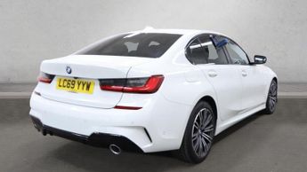 BMW 3 SERIES 2.0 330e 12kWh M Sport Saloon 4dr Petrol Plug-in Hybrid Auto Eur