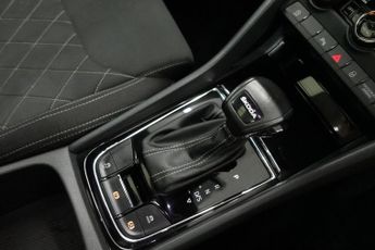 SKODA KAROQ 1.5 TSI ACT SportLine SUV 5dr Petrol DSG Euro 6 (s/s) (150 ps)