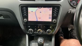 SKODA OCTAVIA 2.0 TDI vRS Estate 5dr Diesel DSG 7Spd Euro 6 (s/s) (184 ps)