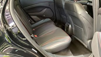 FORD MUSTANG MACH-E Extended Range 91kWh SUV 5dr Electric Automatic AWD (351 ps)
