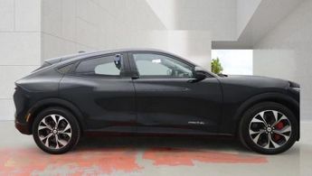 FORD MUSTANG MACH-E Extended Range 91kWh SUV 5dr Electric Automatic AWD (351 ps)