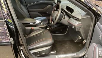 FORD MUSTANG MACH-E Extended Range 91kWh SUV 5dr Electric Automatic AWD (351 ps)