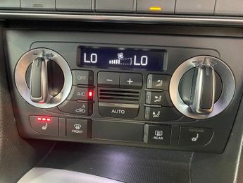 AUDI Q3 2.0 TDI S line Plus SUV 5dr Diesel S Tronic quattro Euro 5 (s/s)