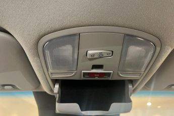 HYUNDAI KONA 39kWh SE Connect SUV 5dr Electric Auto (10.5kW Charger) (136 ps)