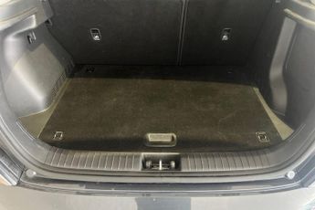 HYUNDAI KONA 39kWh SE Connect SUV 5dr Electric Auto (10.5kW Charger) (136 ps)