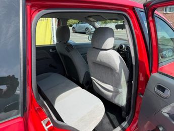 FORD FUSION 1.6 3 Hatchback 5dr Petrol Manual (157 g/km, 99 bhp)