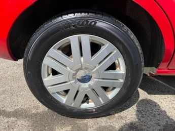 FORD FUSION 1.6 3 Hatchback 5dr Petrol Manual (157 g/km, 99 bhp)