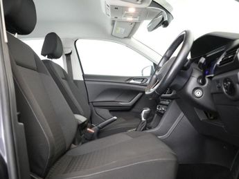 VOLKSWAGEN T-CROSS 1.0 TSI SE SUV 5dr Petrol DSG Euro 6 (s/s) (110 ps)