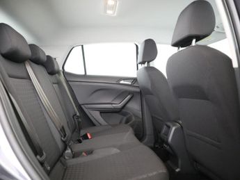 VOLKSWAGEN T-CROSS 1.0 TSI SE SUV 5dr Petrol DSG Euro 6 (s/s) (110 ps)