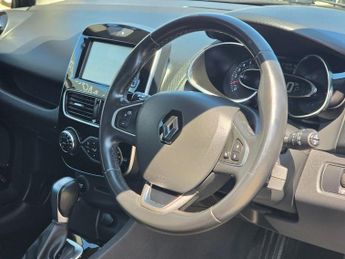 RENAULT CLIO 1.2 TCe Dynamique S Nav Hatchback 5dr Petrol EDC Euro 6 (s/s) (1