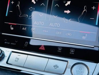 AUDI E-TRON 55 S line Sportback 5dr Electric Auto quattro 95kWh (408 ps)