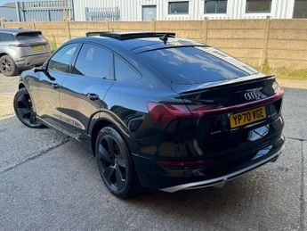 AUDI E-TRON 55 S line Sportback 5dr Electric Auto quattro 95kWh (408 ps)