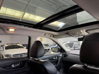 NISSAN X-TRAIL 1.6 dCi Tekna SUV 5dr Diesel XTRON Euro 6 (s/s) (130 ps)