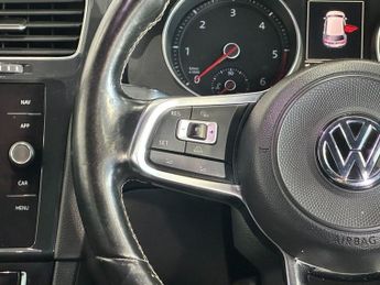 VOLKSWAGEN GOLF 2.0 TDI BlueMotion Tech GTD Hatchback 5dr Diesel DSG Euro 6 (s/s