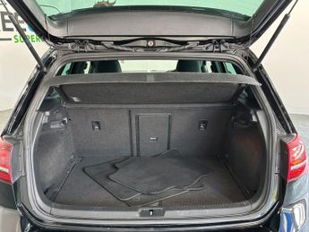 VOLKSWAGEN GOLF 2.0 TDI BlueMotion Tech GTD Hatchback 5dr Diesel DSG Euro 6 (s/s