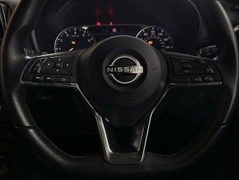NISSAN JUKE 1.0 DIG-T N-Connecta SUV 5dr Petrol DCT Auto Euro 6 (s/s) (114 p