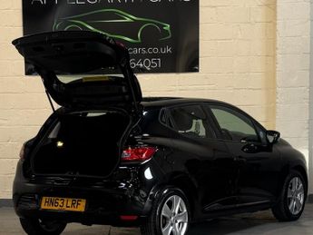 RENAULT CLIO 1.2 16V Dynamique MediaNav Hatchback 5dr Petrol Manual Euro 5 (7