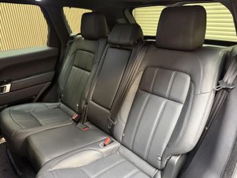 LAND ROVER RANGE ROVER SPORT 3.0 D300 MHEV HSE SUV 5dr Diesel Auto 4WD Euro 6 (s/s) (300 ps)