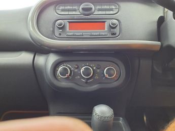 RENAULT TWINGO 0.9 TCe Dynamique S Hatchback 5dr Petrol EDC Euro 6 (90 ps)