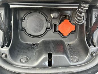 NISSAN LEAF 30kWh Tekna Hatchback 5dr Electric Auto (109 bhp)
