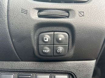 NISSAN LEAF 30kWh Tekna Hatchback 5dr Electric Auto (109 bhp)