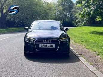 AUDI A3 1.5 TFSI CoD 35 S line Sportback 5dr Auto Petrol S Tronic Euro 6