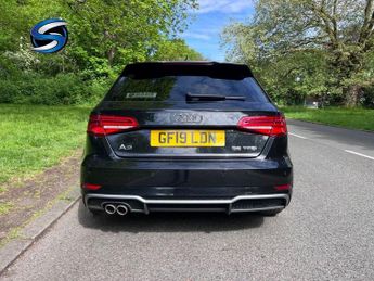 AUDI A3 1.5 TFSI CoD 35 S line Sportback 5dr Auto Petrol S Tronic Euro 6