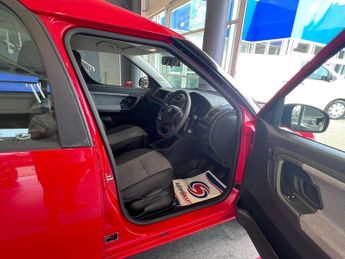 SKODA ROOMSTER 1.4 TDI Pure Drive S MPV 5dr Diesel Manual (139 g/km, 70 bhp)