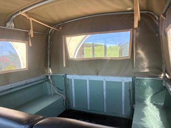 LAND ROVER 109 series 2