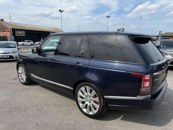 LAND ROVER RANGE ROVER 3.0 TD V6 Vogue SE SUV 5dr Diesel Auto 4WD Euro 6-2 FORMER KEEPE
