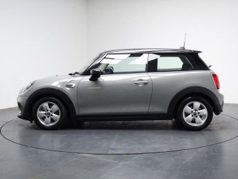 MINI HATCH 1.5 Cooper Classic Hatchback 3dr Petrol Steptronic Euro 6 (s/s) 