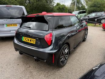 MINI ELECTRIC COOPER E 40.7kWh Sport Hatchback 3dr Electric Auto (184 ps)