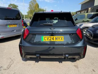 MINI ELECTRIC COOPER E 40.7kWh Sport Hatchback 3dr Electric Auto (184 ps)
