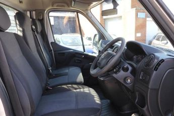 NISSAN NV400 2.3 dCi 35 SE Dropside 2dr Diesel Manual FWD L3 Euro 6 (130 ps)