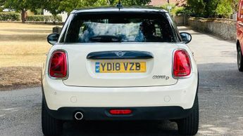 MINI HATCH 1.5 Cooper D Hatchback 5dr Diesel Steptronic Euro 6 (s/s) (116 p