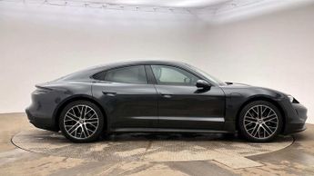 PORSCHE TAYCAN Performance Plus 93.4kWh Saloon 4dr Electric Auto RWD (476 ps)